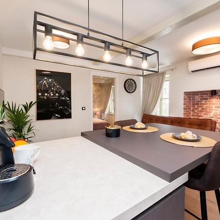 Dc II Downtown Apartment Rovinj Zewnętrze zdjęcie