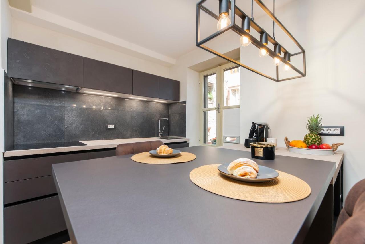Dc II Downtown Apartment Rovinj Zewnętrze zdjęcie