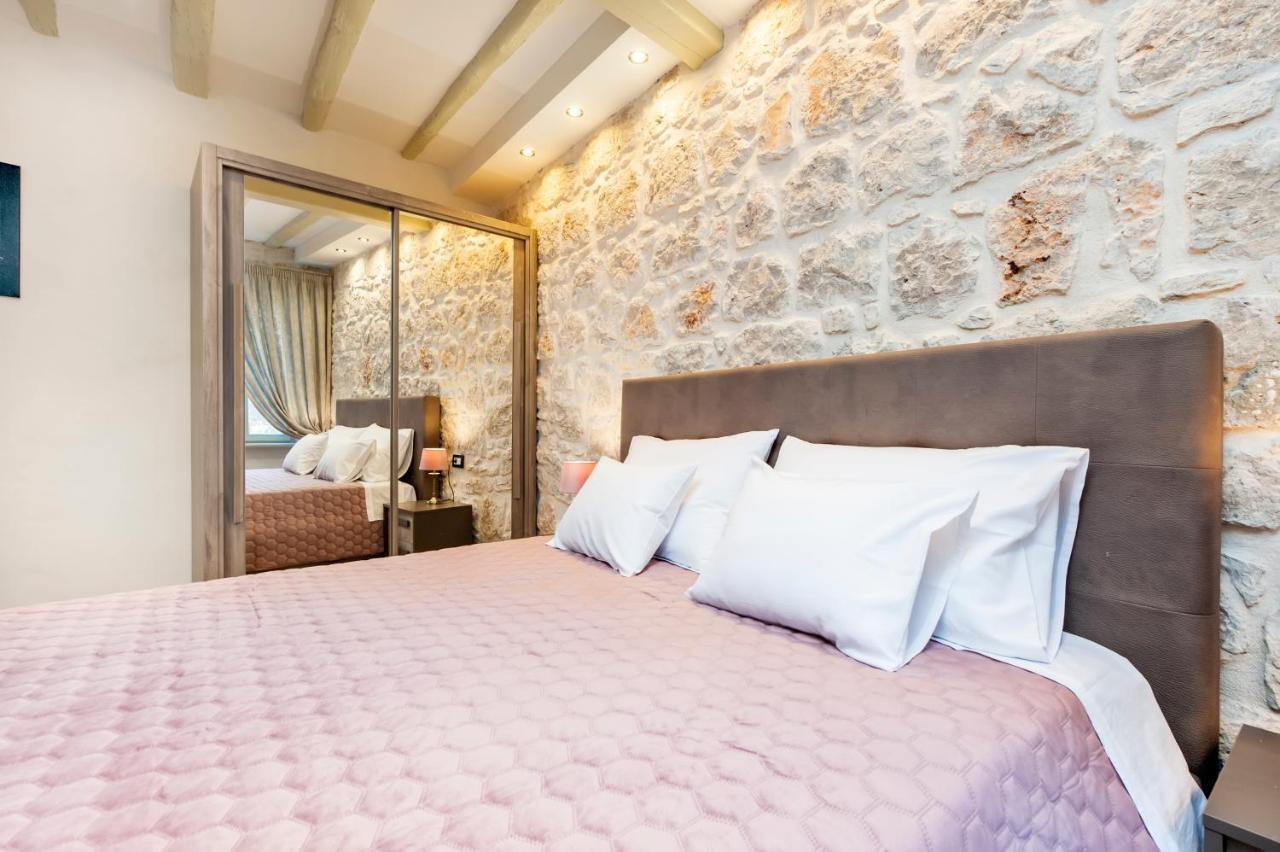 Dc II Downtown Apartment Rovinj Zewnętrze zdjęcie